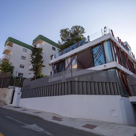 Nogalera Quintessence Apartment With Private Parking By Namaste Elite Torremolinos Eksteriør billede